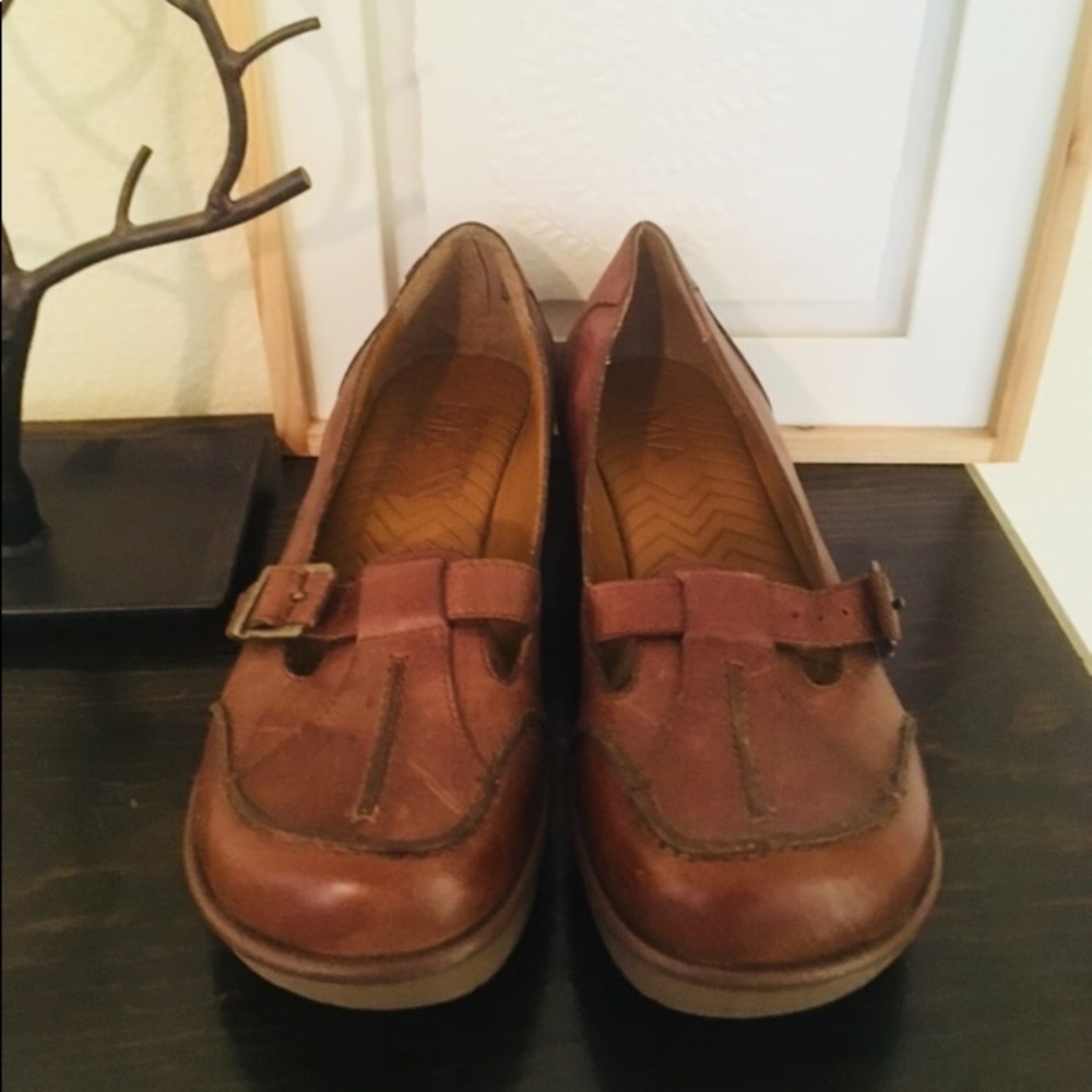 MIA Genuine leather Mary Janes with buckle